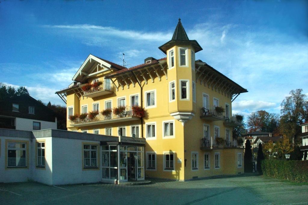 Hotel Das Schloessl Бад-Тельц Екстер'єр фото