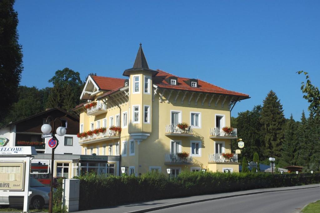 Hotel Das Schloessl Бад-Тельц Екстер'єр фото